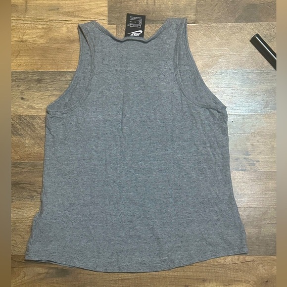 Nike Kids Tank - Picture 2 of 3